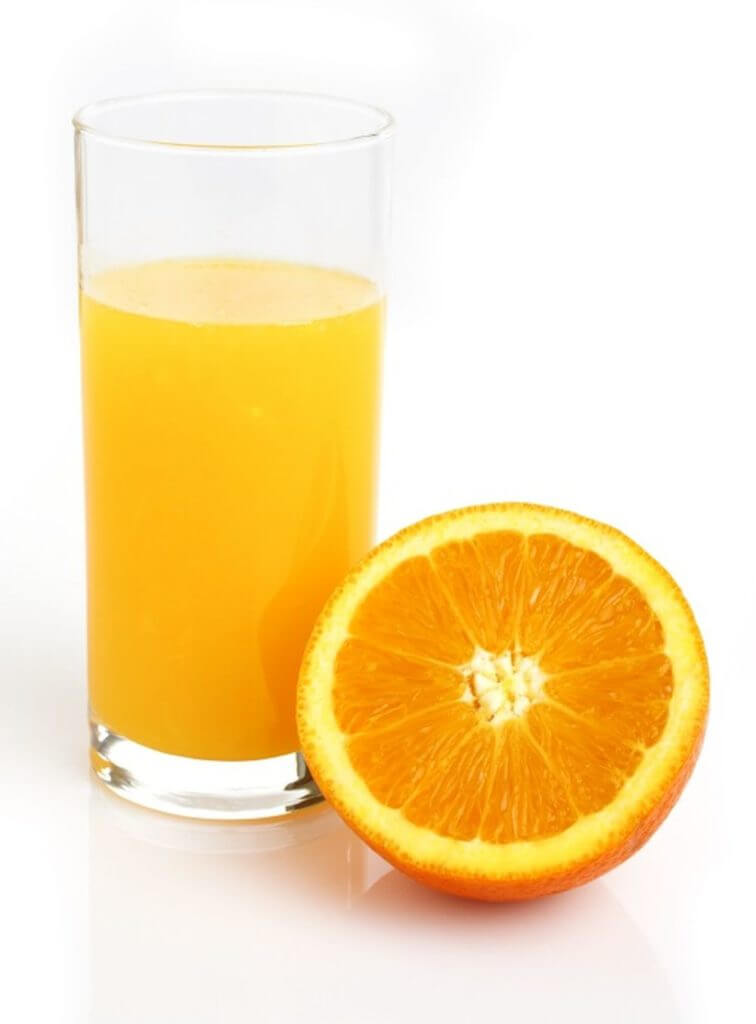 Appelsiinimehun juomisella on monia terveyttä edistäviä vaikutuksia.