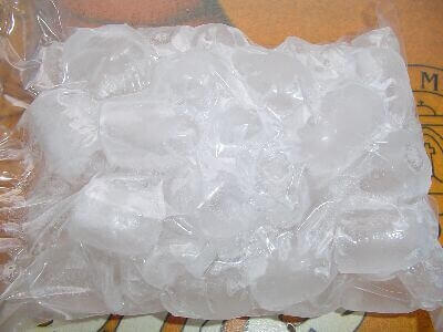 Käytä jääpussia helpottamaan polvikipua.