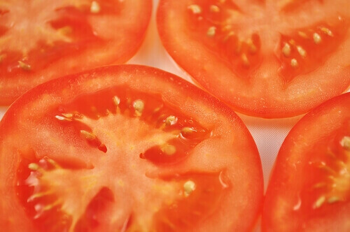 tomaattia ei saisi säilyttää jääkaapissa