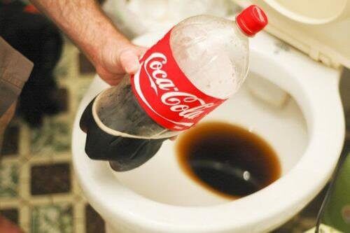 13 oivallista tapaa käyttää Coca-Colaa