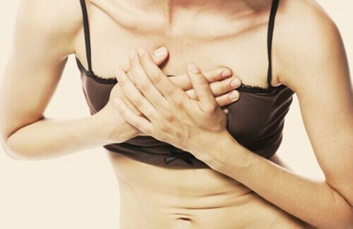 Pistävä rintakipu: Kuinka vaarallista se on?