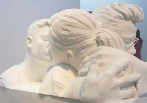 Kuinka uskottomuuteen kannattaa reagoida?