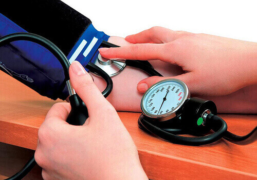 korkean ja matalan verenpaineen mittaaminen on tärkeää