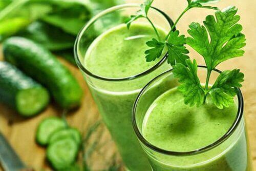 vihreä smoothie haimatulehdukseen