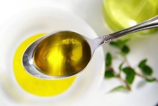 Ruokalusikallinen oliiviöljyä päivittäin voi auttaa ehkäisemään suoliston polyyppejä