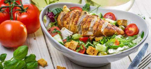 Ruokavalioon on hyvä sisällyttää sekä hapokkaita että emäksisiä ruokia.