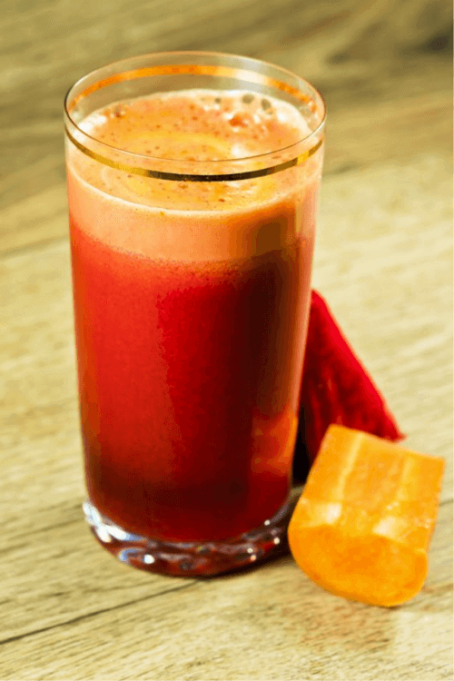 Vihannesmehu ummetuksen hoitoon