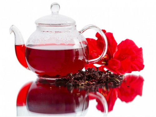 Eroon rasvakudoksesta hibiscus-teen avulla