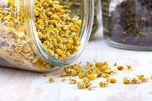 divertikuliitti ja yrtit