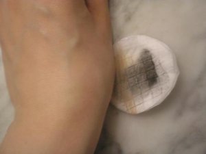 Kotitekoinen misellifaasivesi - mahtava apu ihollesi