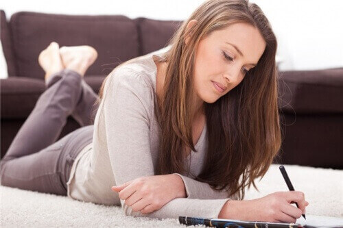 Kirjoittaminen auttaa selkeyttämään ajatuksia.