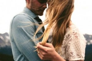 Joskus välittävä kosketus korjaa kaiken