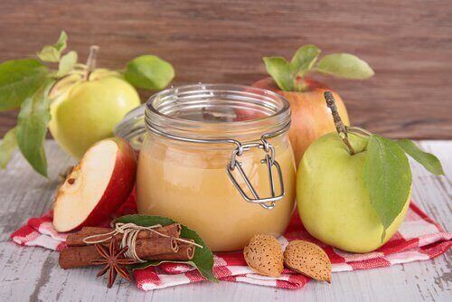 valmista herkullinen omenasose