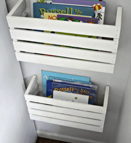 puulaatikot uusiokäytössä; kirjahylly