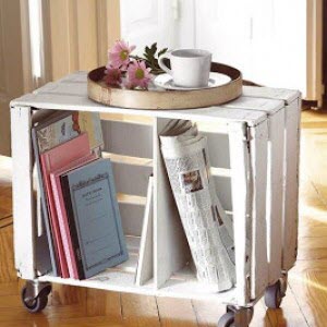 puulaatikot uusiokäytössä; päätypöytä