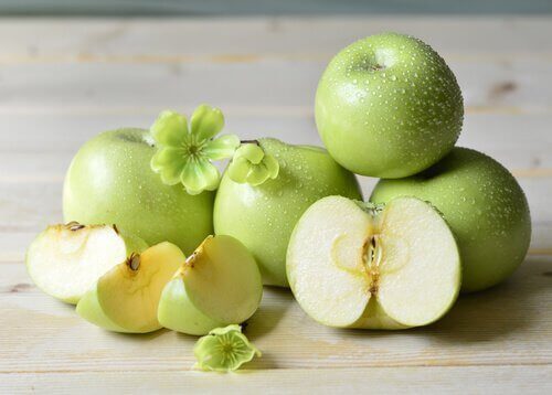 vihreät omenat