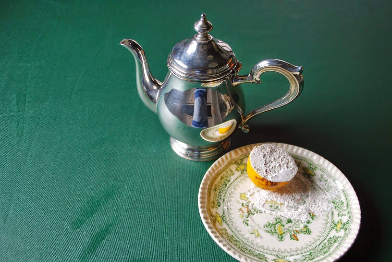 sitruuna ja teekannu