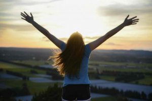 Näin säilytät positiivisen asenteen vastoinkäymisissä