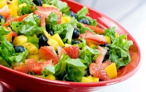 terveellinen salaatti
