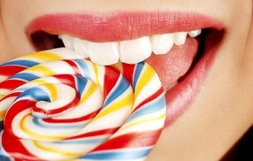 6 syytä hammaskivulle: tikkukaramelli