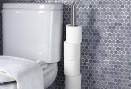 Muista pyyhkiä alapääsi edestä taaksepäin.