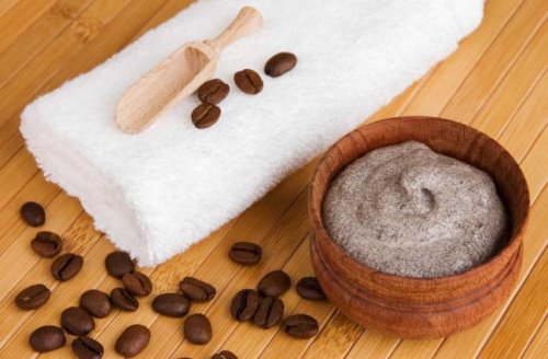 Kaakaovoista ja kahvista valmistettu voide auttaa ehkäisemään suonikohjujen syntymistä.