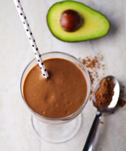 Smoothie aivojen stimulointiin ja mielialan nostattamiseen