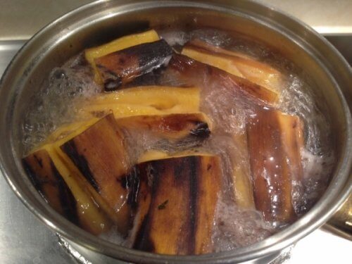 banaaniteestä apu nukahtamisvaikeuksiin