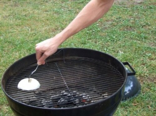 koita tätä käyttötapaa sipulille: grillin puhdistus