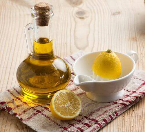 oliiviöljy ja sitruuna