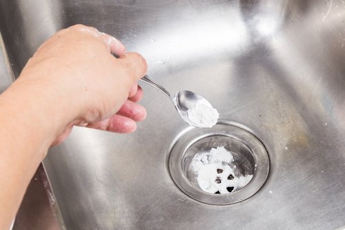 Ruokasoodaa viemäriin