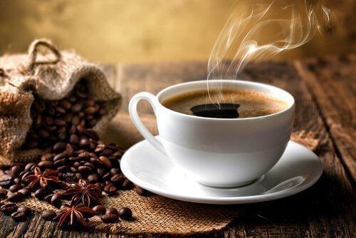 Kahvi auttaa edistämään maksan terveyttä.