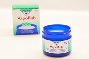12 loistavaa vaihtoehtoista käyttötapaa Vicks VapoRubille