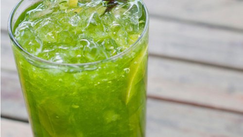 9 syytä juoda kurkkuvettä päivittäin 9 syytä juoda kurkkuvettä päivittäin
