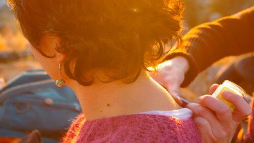 hartiahieronta eteerisillä öljyillä