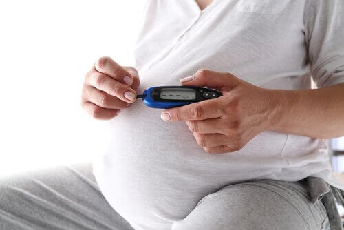 Joillekin diabetes puhkeaa raskausaikana.