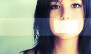 Tunteiden tukahduttamisen vaarat