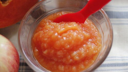 papaija-kurkumatahna karvojen poistoon