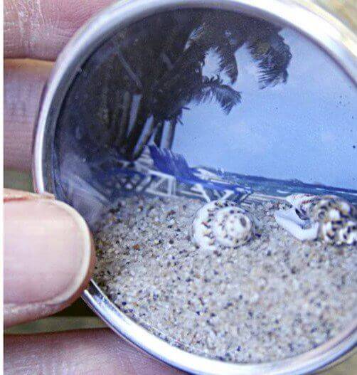 Valokuvia voi hyödyntää purkeissa ja niiden kansissa.