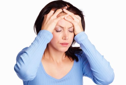 Aivoverenkierron häiriöt saattavat ilmetä päänsärkyinä.