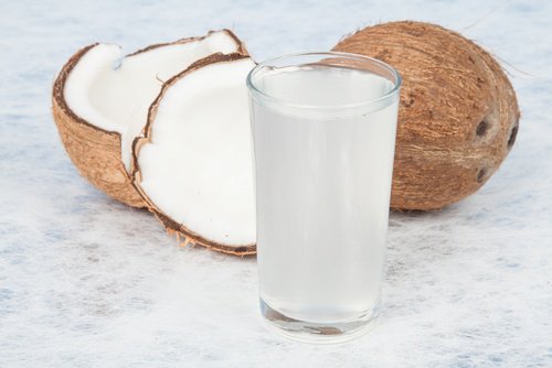 kookosvesi on hyvää rasvanpolttojuomaa