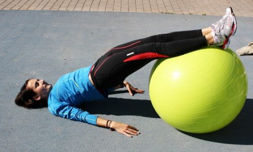 lantionnosto jumppapallolla