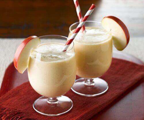 Tämä smoothie auttaa vähentämään veren triglyseridien määrää.