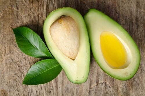 puolitettu avokado