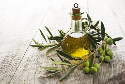 hoida korvien soimista oliiviöljyllä