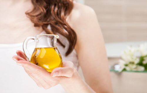 kokeile oliiviöljyä, kotihoitoa päänsärkyyn