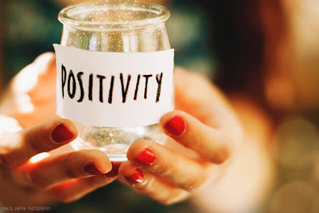 positiivisuuspullo