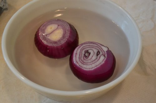 sipulit vedessä