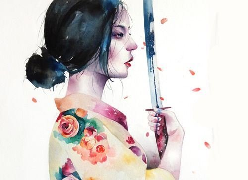 nainen miekan kanssa