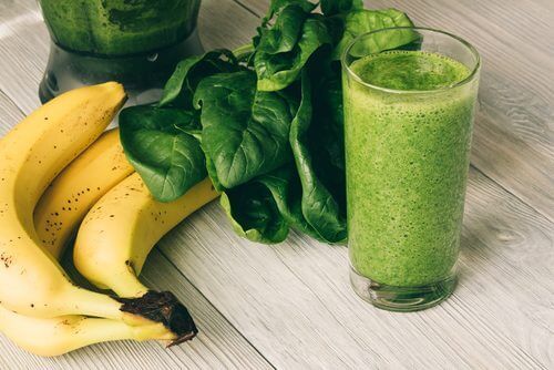 banaani-pinaattismoothie